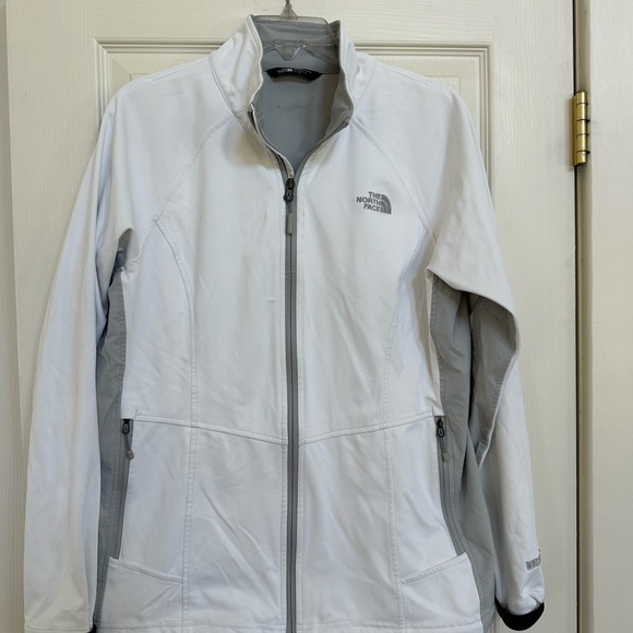 The North Face Jackets & Blazers - The North Face Women's Light Gray Ski Jacket